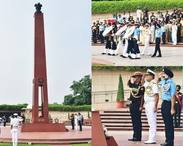 Veteran & serving officers, honoured with coveted awards, paid homage at NWM on 27 Jun 23