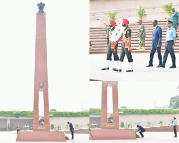 H.E. Norman Chipakupaku, Permanent Secy, Min of Def, Zambia, paid homage at NWM on 16 Oct 23