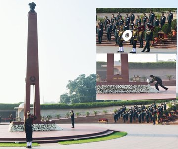 Lt Gen Preet Mohindera Singh, VSM, DG ST & Col Comdt, ASC, paid homage at NWM on 10 Dec 23