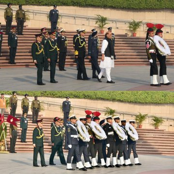 On Viay Diwas Honble DM Sh Rajnath Singh, paid homage to Bravehearts at NWM on 16 Dec 23
