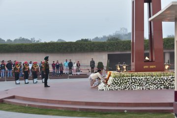 In NOK ceremony Mrs Jammu Devi W/o Hav Bhagat Singh, SM (P), paid homage at NWM on 17 Jan 24
