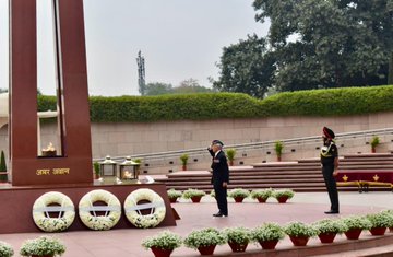 9th Chiefs Conclave, former Chiefs of Army Staff, paid homage to Bravehearts at NWM on 02 Mar 24