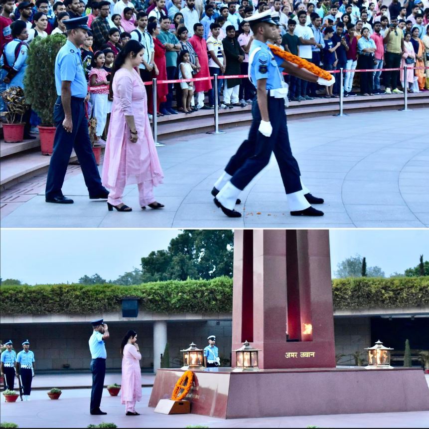 During NOK ceremony Mrs Rakhi w/o Nk Rajesh Kumar, SC, paid homage Bravehearts at NWM on 06 Jun 24 