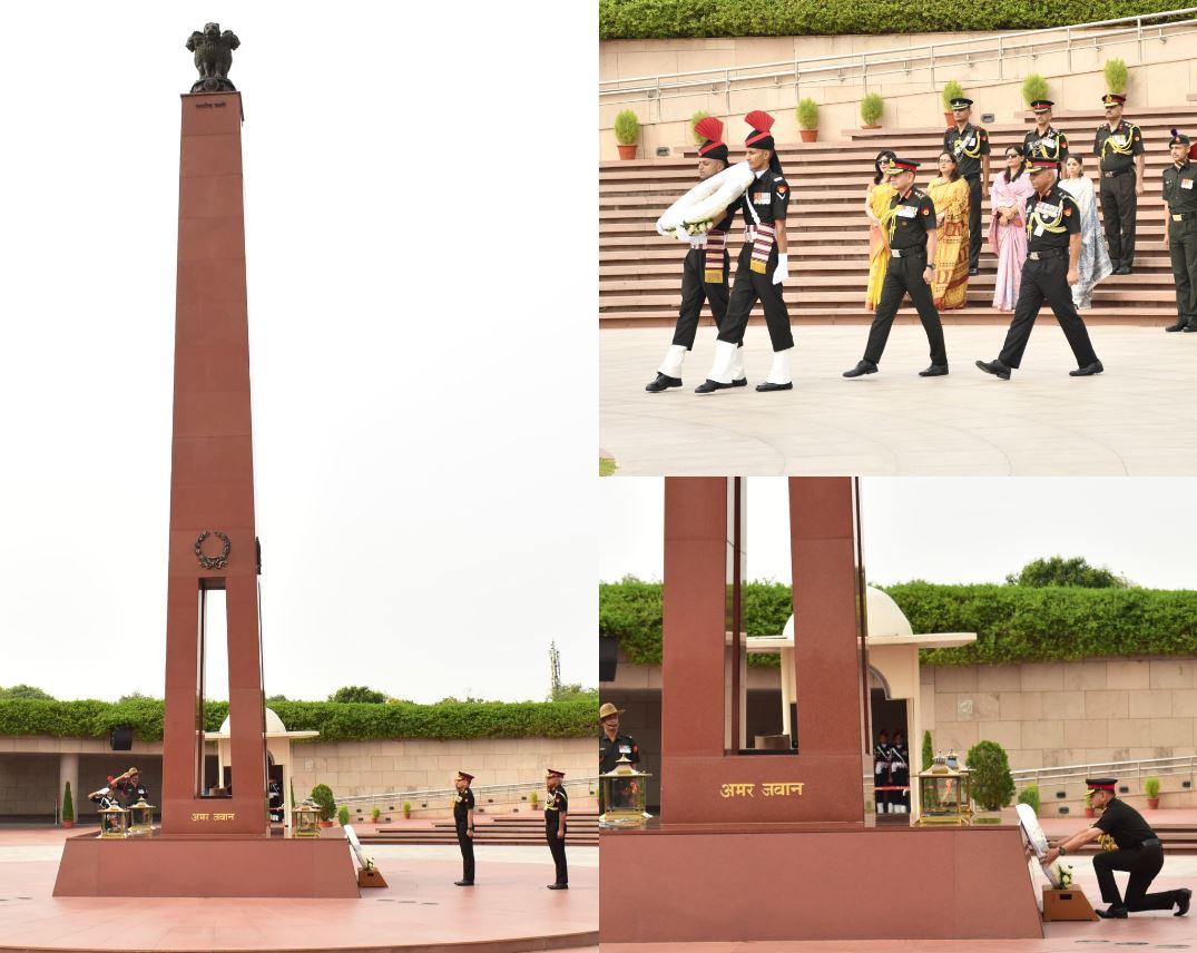 Gen Upendra Dwivedi, PVSM, AVSM, COAS paid homage to Bravehearts at NWM on 01 July 24