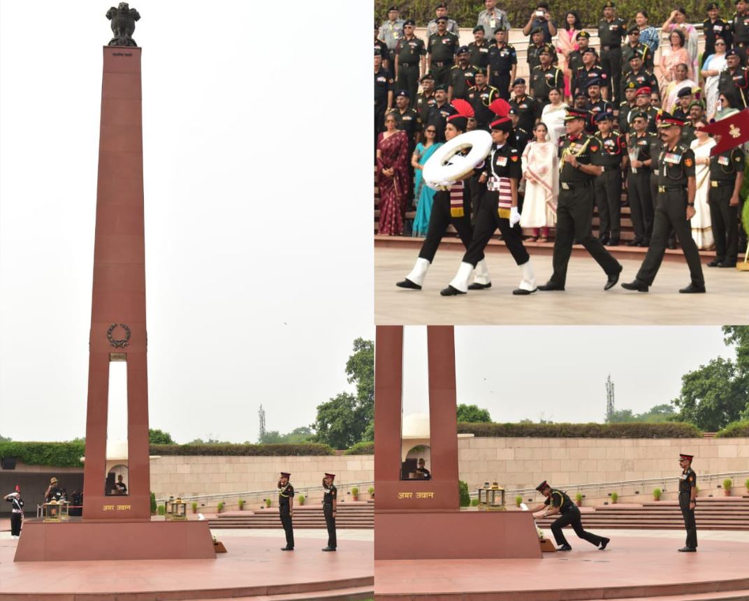 Lt Gen CB Ponnappa, PVSM,AVSM,VSM, Adjutant General, paid homage at NWM on 23 Jul 24