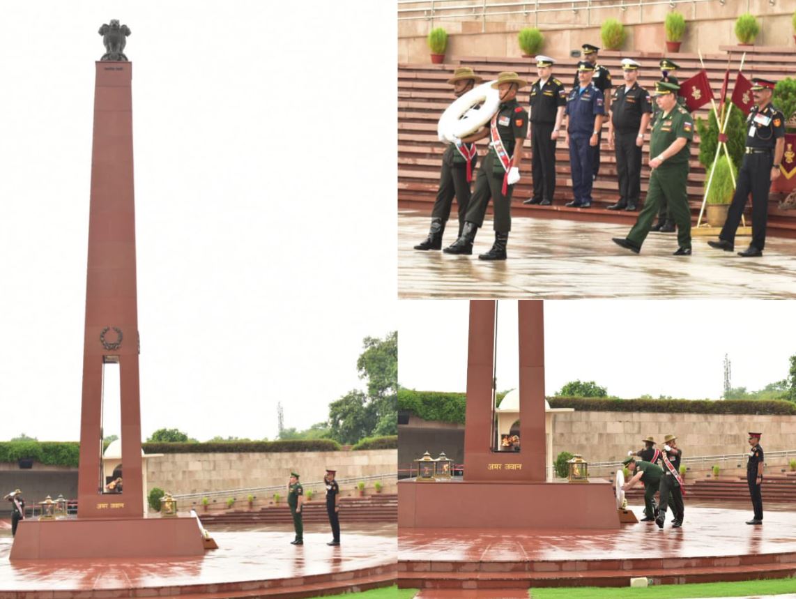 Col M. Penkin, Head of Department of DIMCMD, Russian Federation paid homage at NWM on 24 Jul 24 