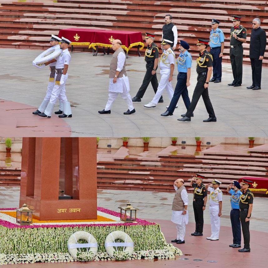 On Rajat Jayanti of Kargil Vijay Diwas, Honble DM Sh Rajnath Singh, paid homage at NWM on 26 Jul 24