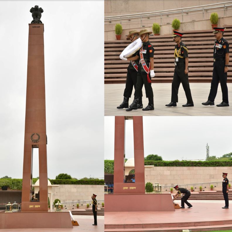 Lt Gen VMB Krishnan,AVSM, YSM, QMG, Col of the DOGRA Regt paid homage at NWM on 08 Aug 24