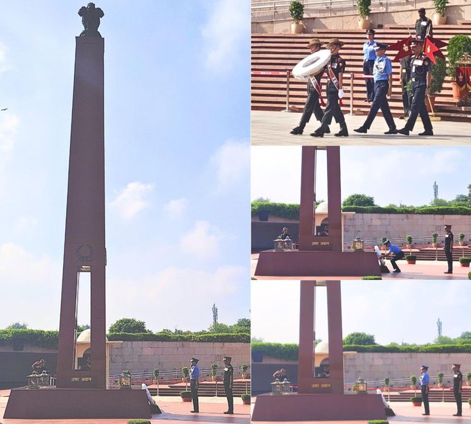 Commandant, NDC, Air Mshl Manish Kumar Gupta, AVSM, paid homage to Bravehearts at NWM on 07 Oct 25