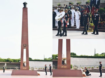 Sri Lankan delegation, led by Col Kelum S Maddunage, paid homage to Braveheast at NWM on 02 Sep 24