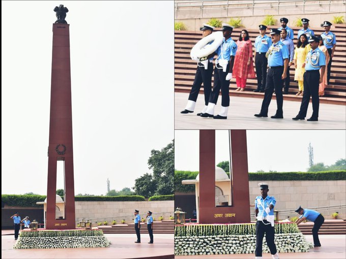 Air Chief Mshl VR Chaudhari, PVSM, AVSM, VM,ADC, Chief of Air Staff paid homage at NWM on 30 Sep 24