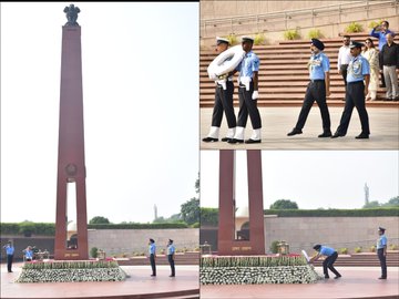 Air Chief Marshal AP Singh, PVSM, AVSM, COAS paid homage to Bravehearts at NWM on 01 Oct 24