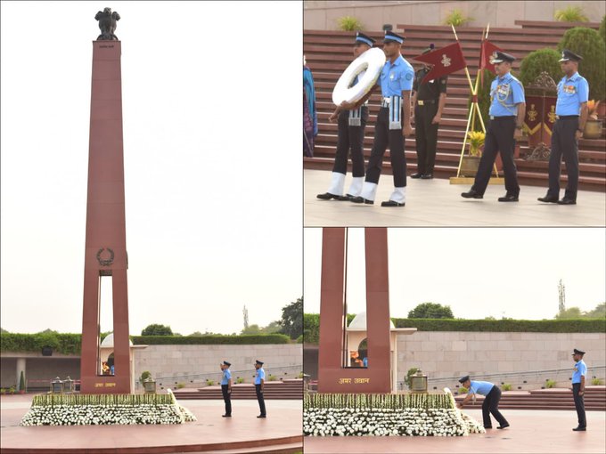 AVM Anil Sabharwal, VSM, ACIDS (FP & Adm) paid homage at NWM on 30 Oct 24