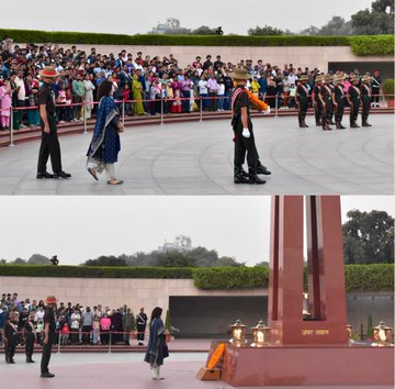 In NOK Ceremony Dr Neetika Sekhon D/o Col DJ Singh, SM, paid homage at NWM on 24 Nov 24