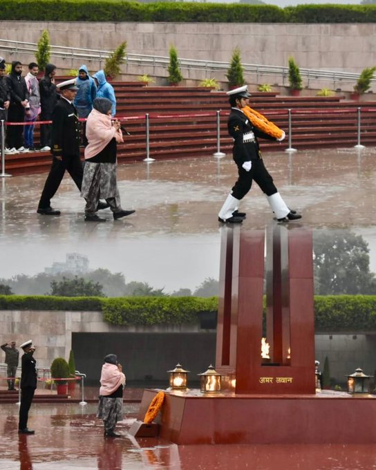 In NOK Ceremony Mrs Charanjeet Kaur w/o Late LNk Gurdev Singh, paid homage at NWM on 27 Dec 24