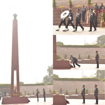 Air Mshl Jeetendra Mishra, AVSM, VSM paid homage to Bravehearts at NWM on 01 Jan 25
