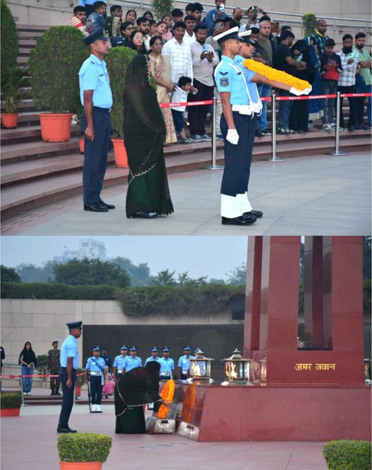 In a solemn NOK Ceremony Mrs Kum Kum Devi w/oSep Ravi Pal, paid homage at NWM on 12 Nov 25