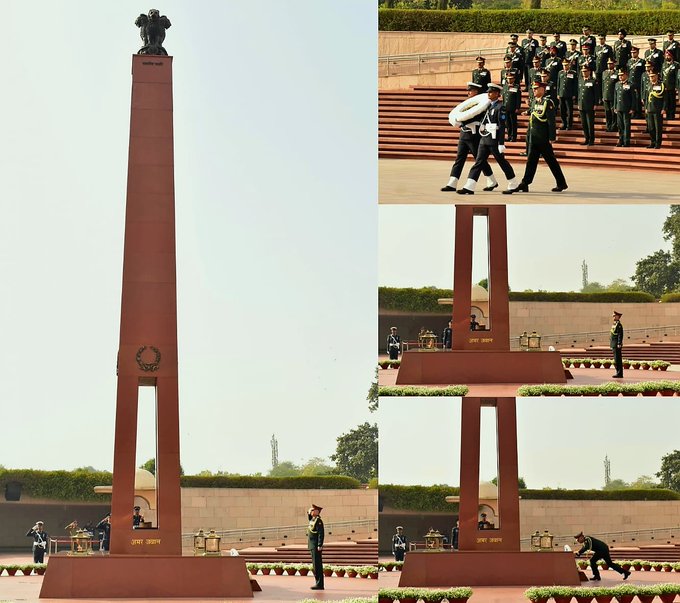 Lt Gen K Vinod Kumar, AVSM, SO-in-C & Sr Col Comdt, Corps of Sigs, paid homage at NWM on 15 Feb 25