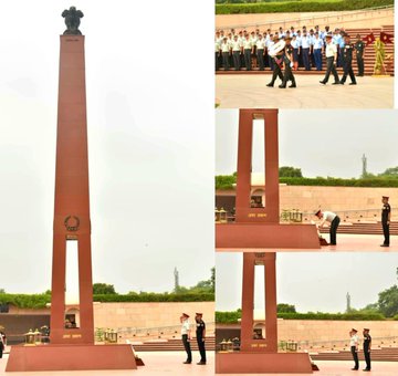 Maj Gen Roy Sillen, Commander, Netherlands Defence Academy, paid homage at NWM on 24 Jun 25