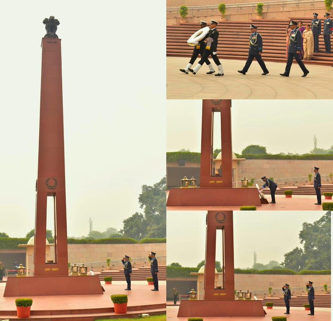 Air Mshl Makarand Bhaskar Ranade, AVSM, VM, DG (I&S), paid homage to Bravehearts at NWM on 28 Nov 25