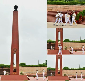 Vice Admiral Sanjay Vatsayan, AVSM, NM, paid homage to the Bravehearts at NWM on 01 Aug 25
