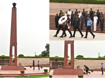 Col HCS Harishchandra, RWP, USP, nsp-anu, psc IG Sri Lanka paid homage at NWM on 04 Aug 25