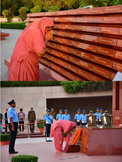 In a solemn NOK ceremony Mrs Kailash Devi W/o Hav Ved Prakash, SC, paid homage at NWM on 12 Sep 25