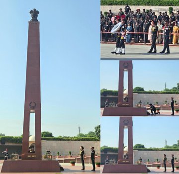 Lt Gen Gurbirpal Singh, PVSM, AVSM, VSM, DG NCC, paid homage to Bravehearts at NWM on 23 Sep 25