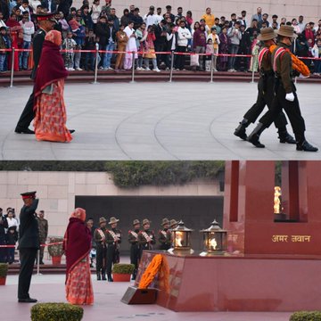 In NOK ceremony Smt Somlata paid w/o Nk Mahaveer Singh Rajput, KC, paid homage at NWM on 12 Dec 25
