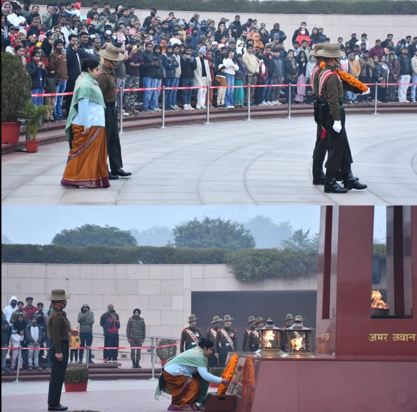 In a solemn Next-of-Kin Mrs Priyanka Ghosh w/o Sep Joyjit Ghosh, paid homage at NWM on 31 Dec 25