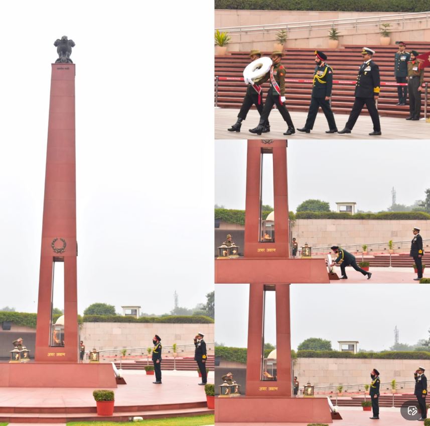 Lt Gen Harpal Singh, VSM, paid homage to the Bravehearts of Indian Armed Forces at NWM on 02 Jan 26