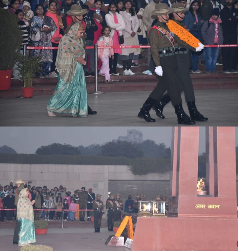 In a solemn NOK ceremony Mrs Rukama Devi W/o Sub Rameshwar Prasad, paid homage at NWM on 03 Jan 26