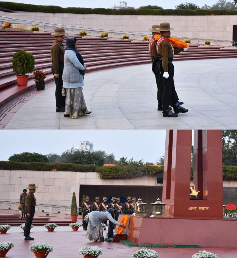 In a solemn Next-of-Kin ceremony Smt Laxmi M/o Rfn Dev Bahadur, paid homage at NWM on 24 Jan 26