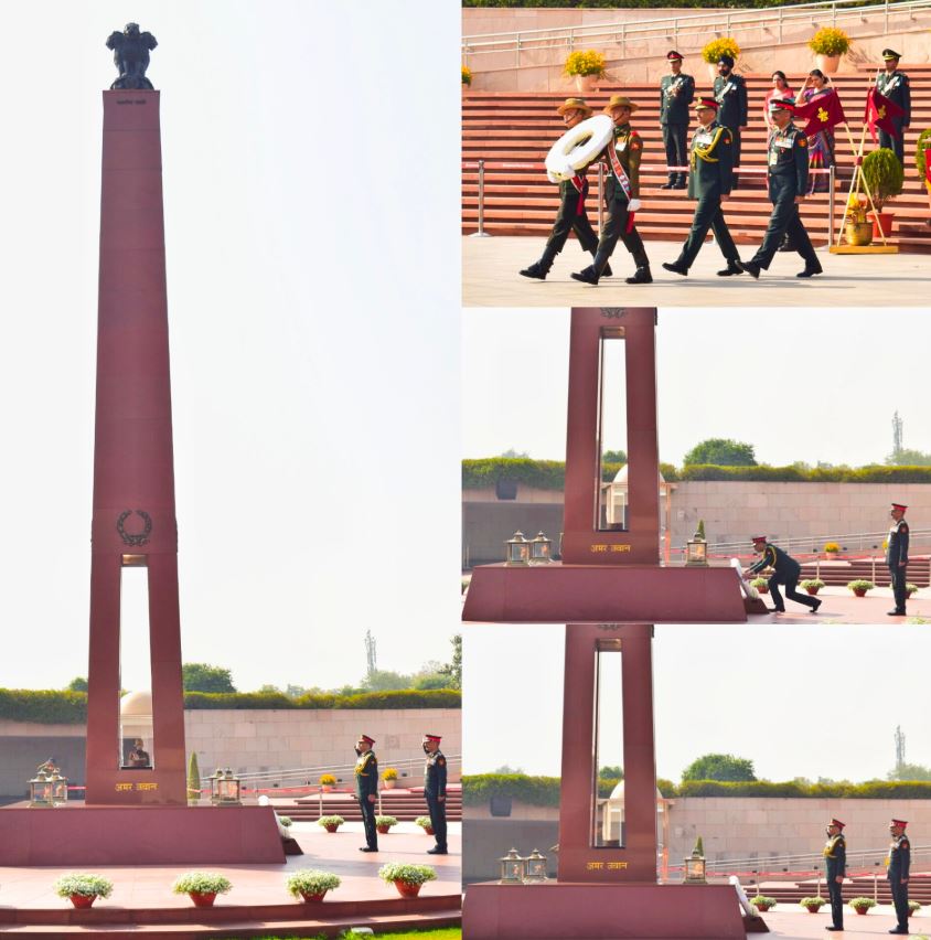  Lt Gen Vivek Dogra, SM, SO-in-C & Col Comdt, paid homage to Bravehearts at NWM on 15 Feb 26