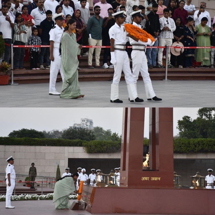 In a solemn NOK ceremony Smt Arti w/o Nk Thorat Kiran Popatrao, SM, paid homage at NWM on 10 Mar 26