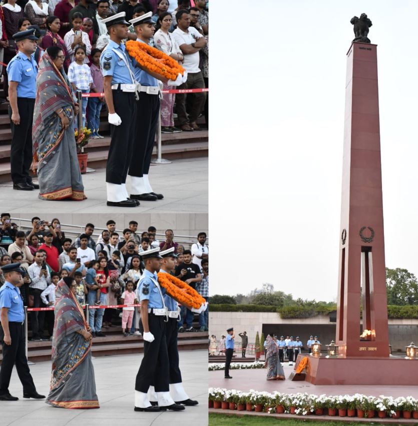 In a solemn Next-of-Kin ceremony Mrs Laxmi Devi w/o Nk Bir Singh, paid homage at NWM on 17 Mar 26