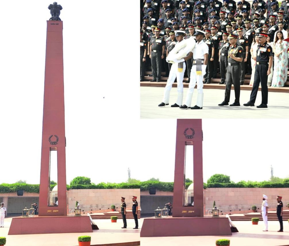 Lt Gen A Kumar, DG Arty & SCCR of Arty, & RA I S Grewal ADGQA (WP), paid homage at NWM on 30 Mar 26