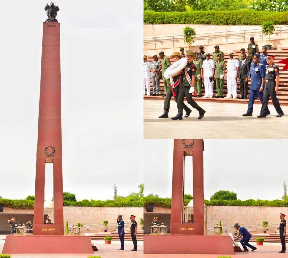 AVM Emest Eko Owal, Nigeria, paid homage to Bravehearts of Indian Armed Forces at NWM on 04 May 26