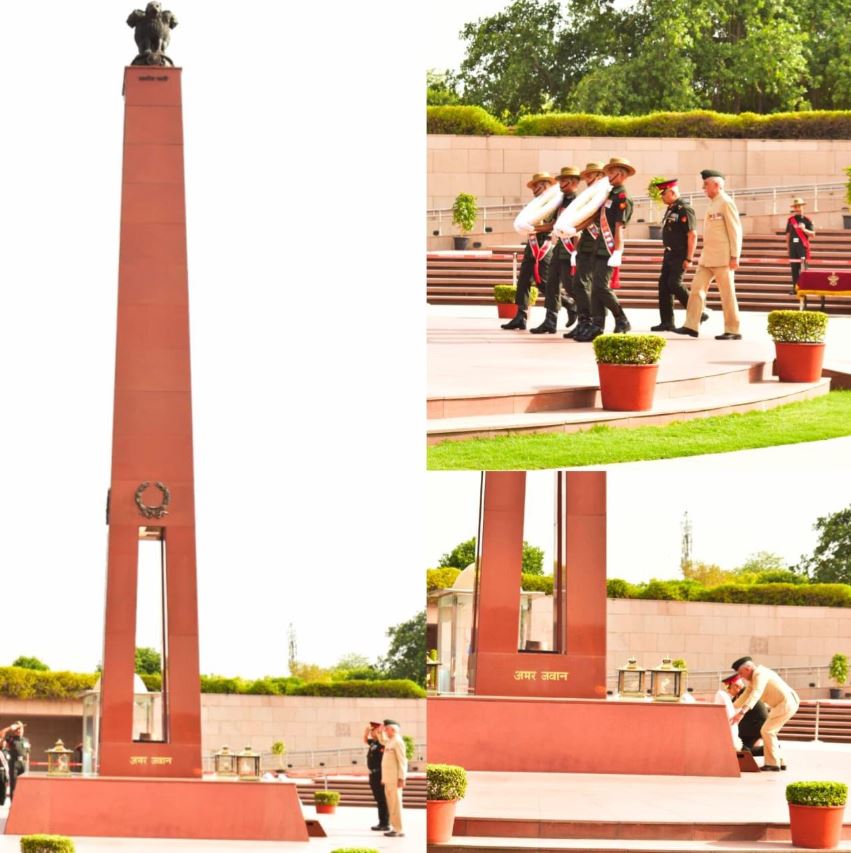 Maj Gen NS Pathania, AVSM, VSM (Retd) & Maj Gen V Sharma, VSM, Col, paid homage at NWM on 21 May 26