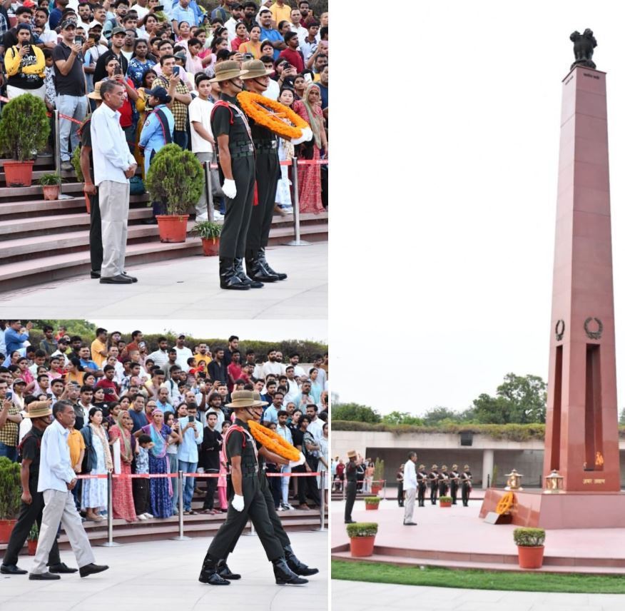 In a solemn Next-of-Kin ceremony Mr Tapan Gaur b/o Capt KK Gaur, paid homage at NWM on 24 May 26