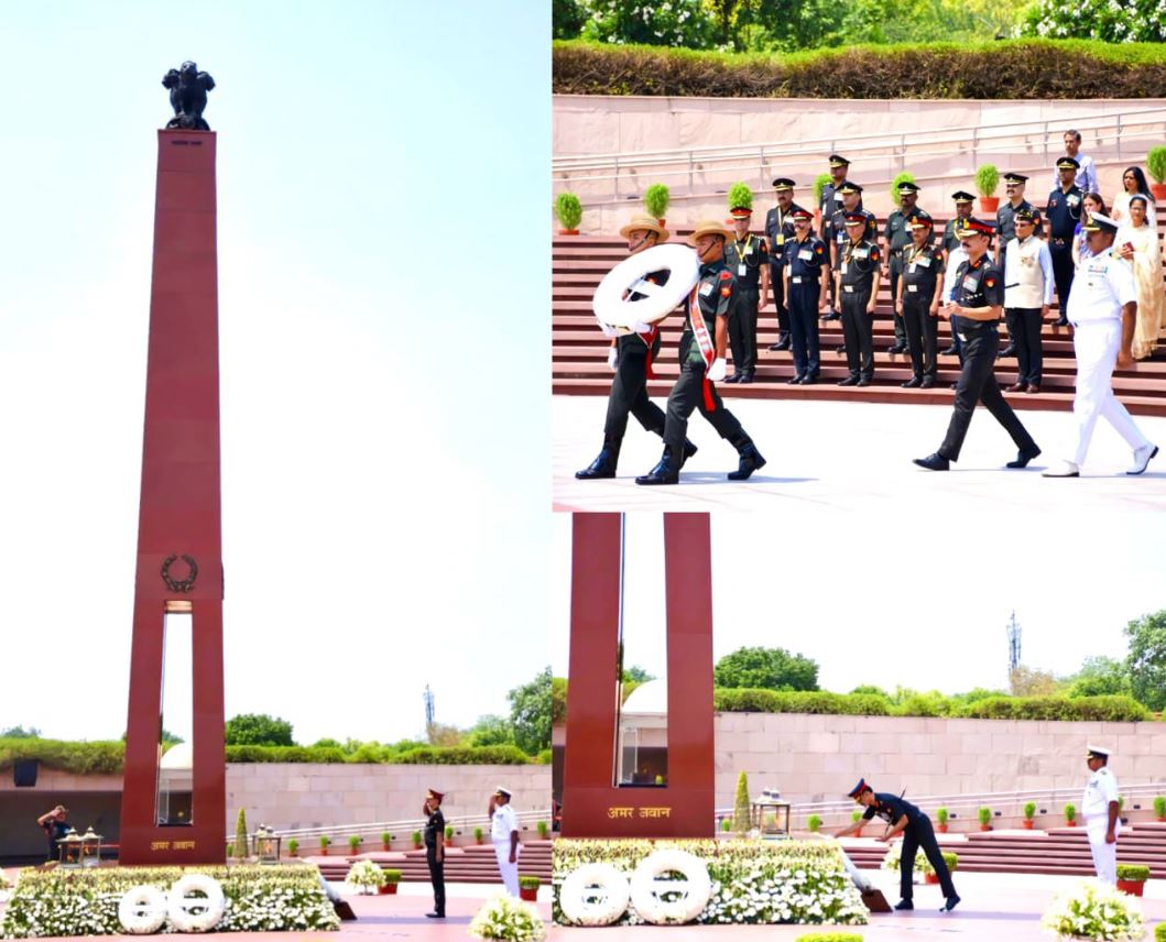 Maj Gen T Biswas, Addl DG, AE & Col Comdt, AEC, serving & veterans paid homage at NWM on 01 Jun 26