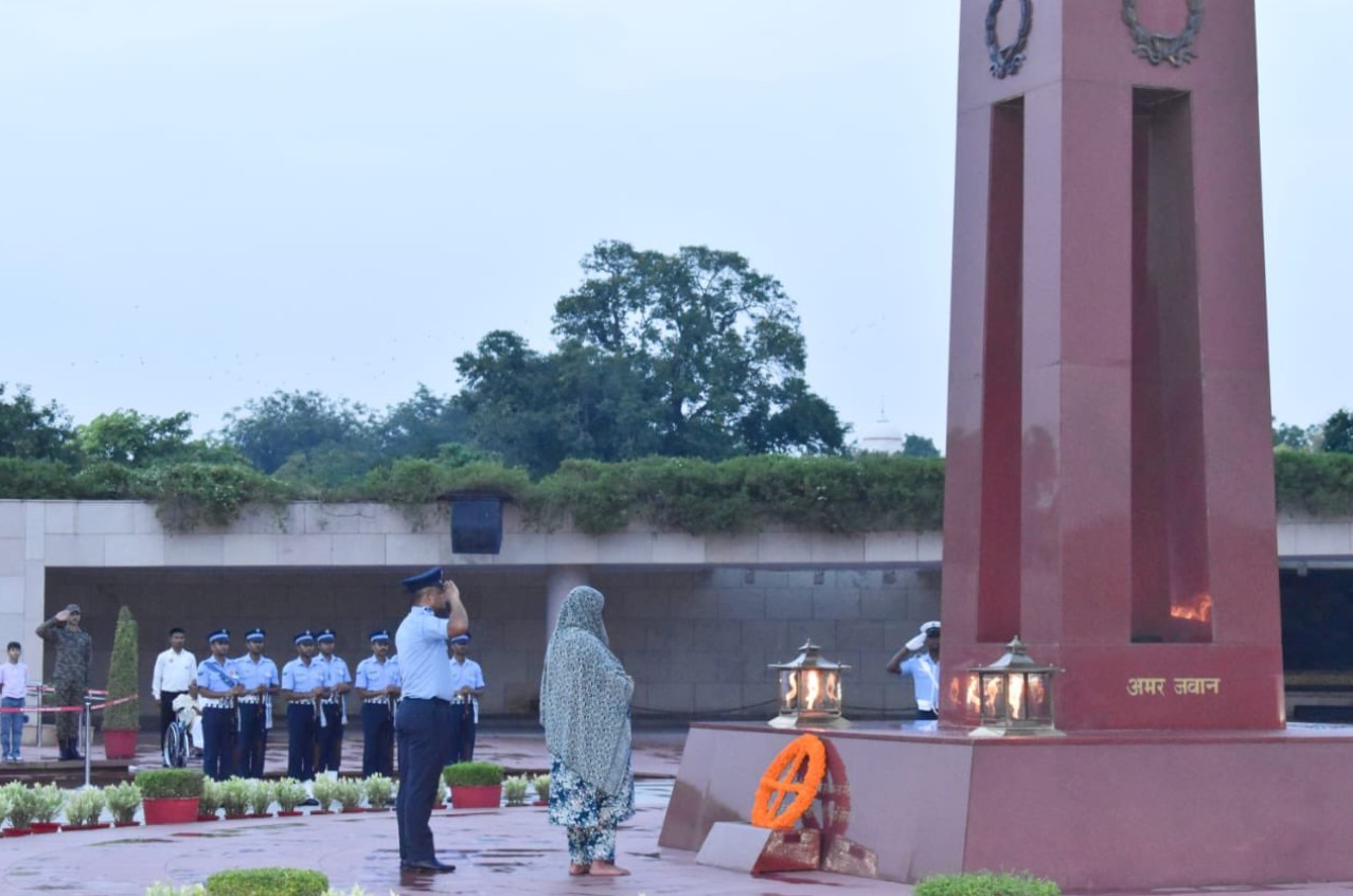 In NOK ceremony Mrs Zilakhan Begum m/o Rfn Mohd Suleman Paswal, paid homage at NWM on 23 Jul 26