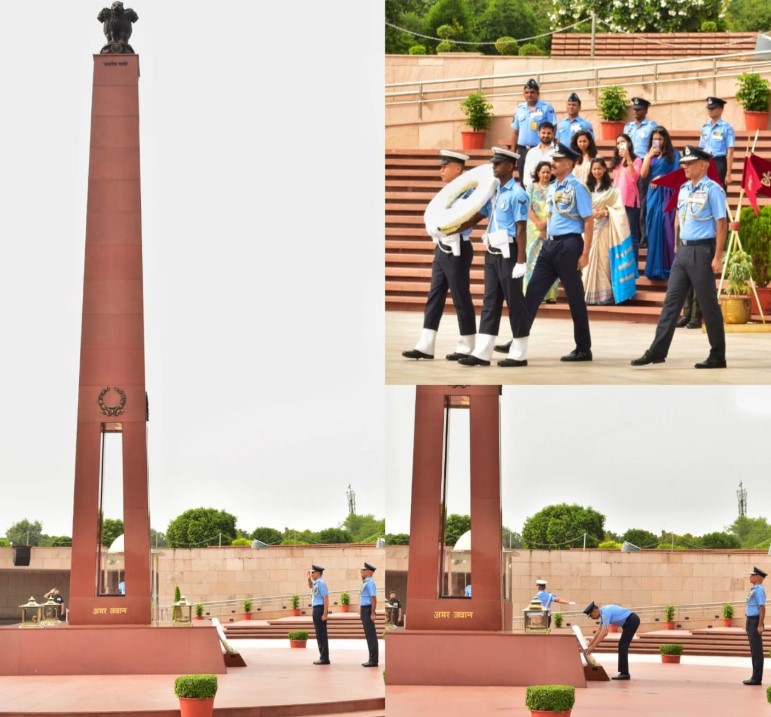 Air Mshl Sanjiv Ghuratia, AVSM, VSM, PhD, AOM, paid homage to Bravehearts at NWM on 31 Aug 26