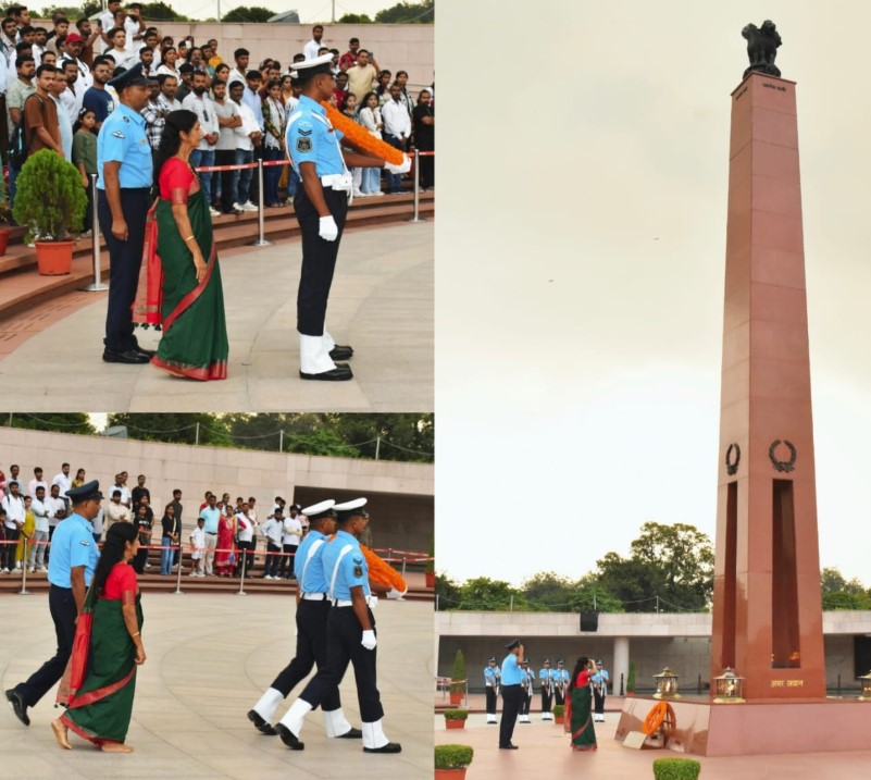 In a solemn NOK ceremony Ms J Sreedevi, s/o SN Krishnan EMP II, paid homage at NWM on 02 Sep 26